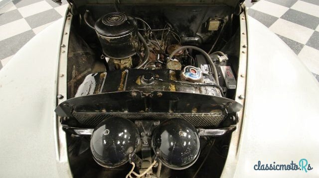 1947' Plymouth photo #2