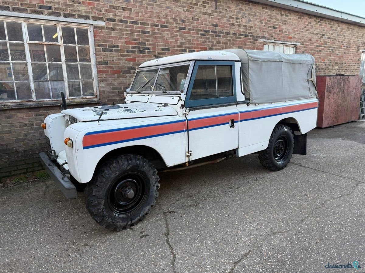 1966' Land Rover Series 2A photo #3