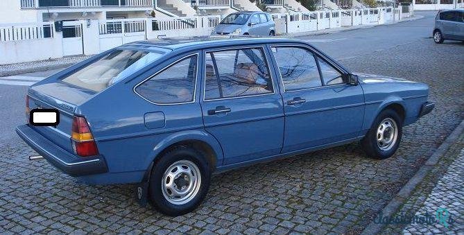 1980' Volkswagen Passat 1.3 L 5P photo #1