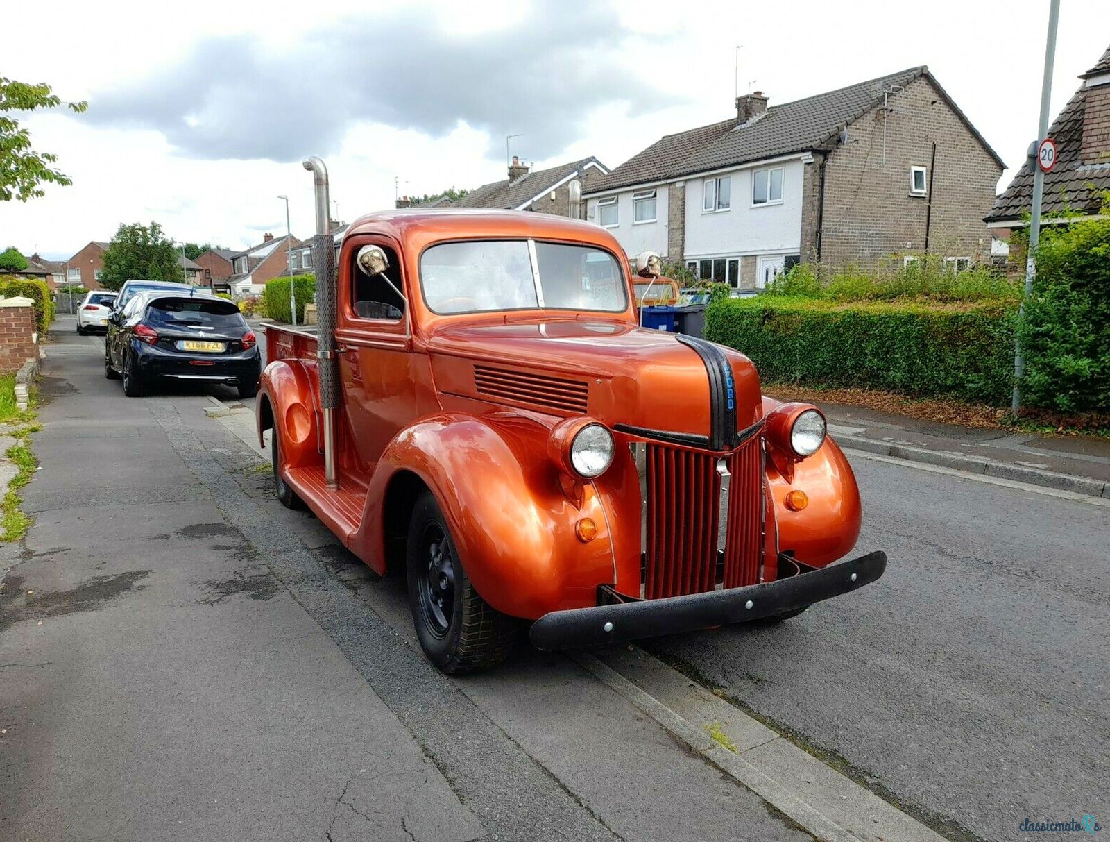 1946' Ford Pick Up photo #2