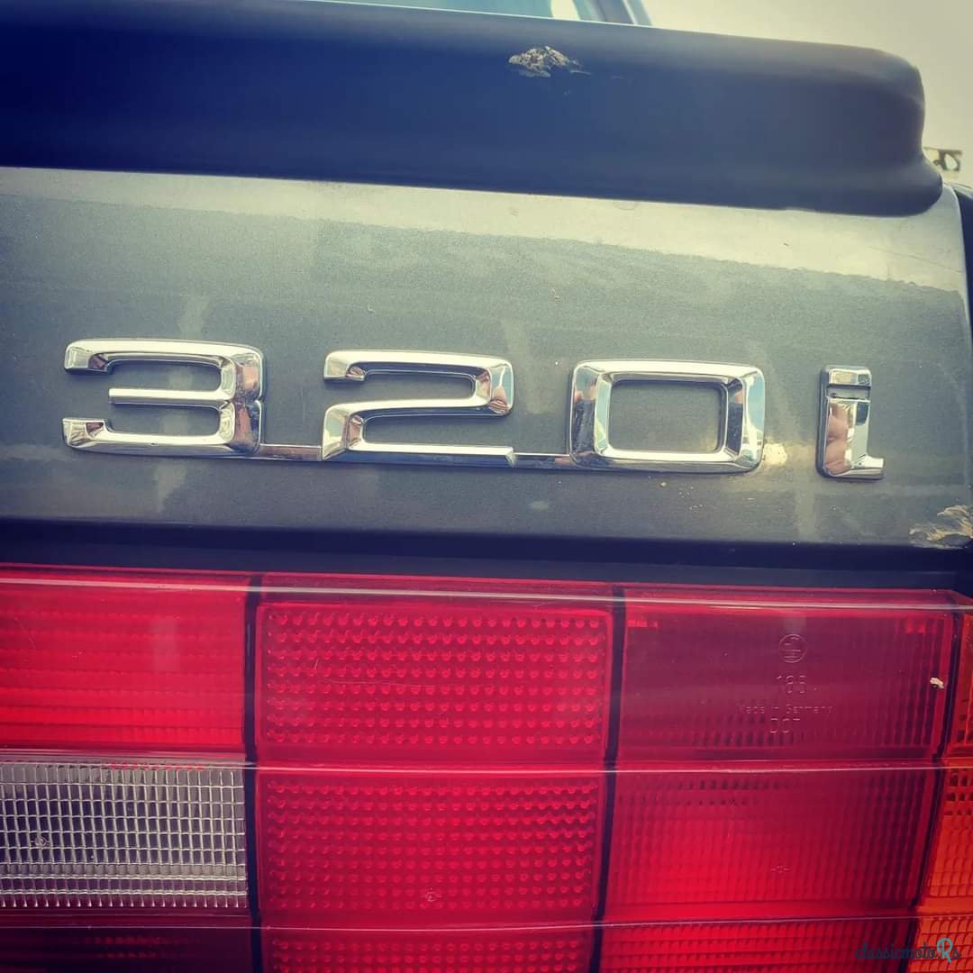 1988' BMW 320i photo #5