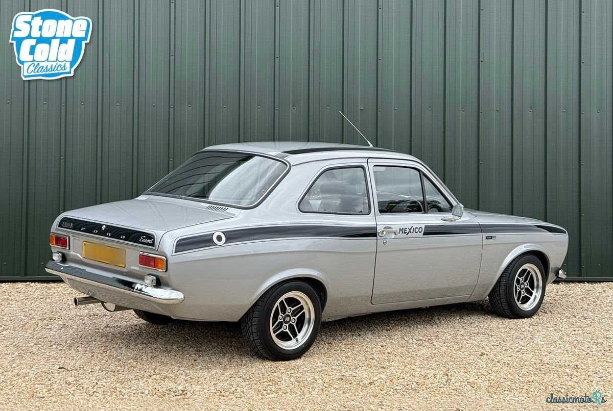 1974' Ford Escort photo #2