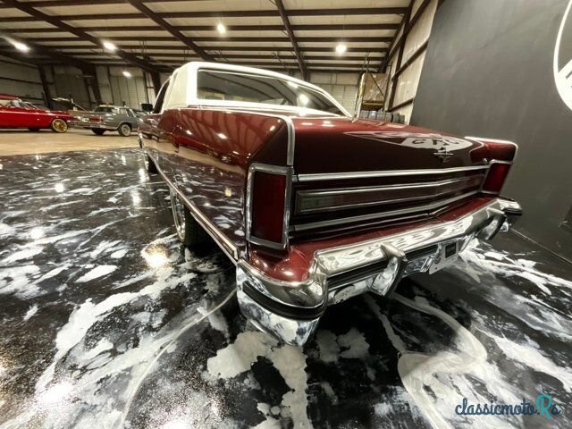1977' Lincoln Continental photo #4