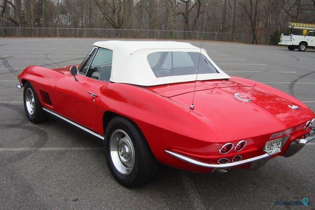 1967' Chevrolet Corvette photo #2