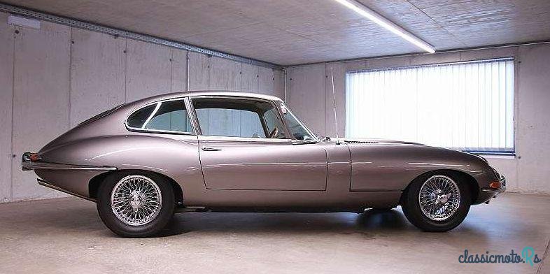 1968' Jaguar E-Type photo #2