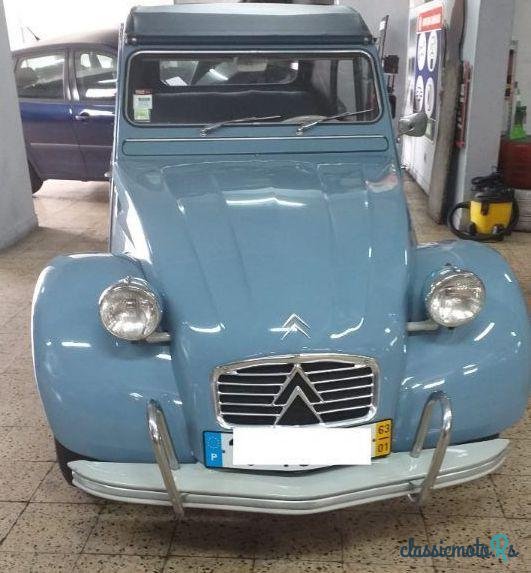 1963' Citroen 2CV photo #4