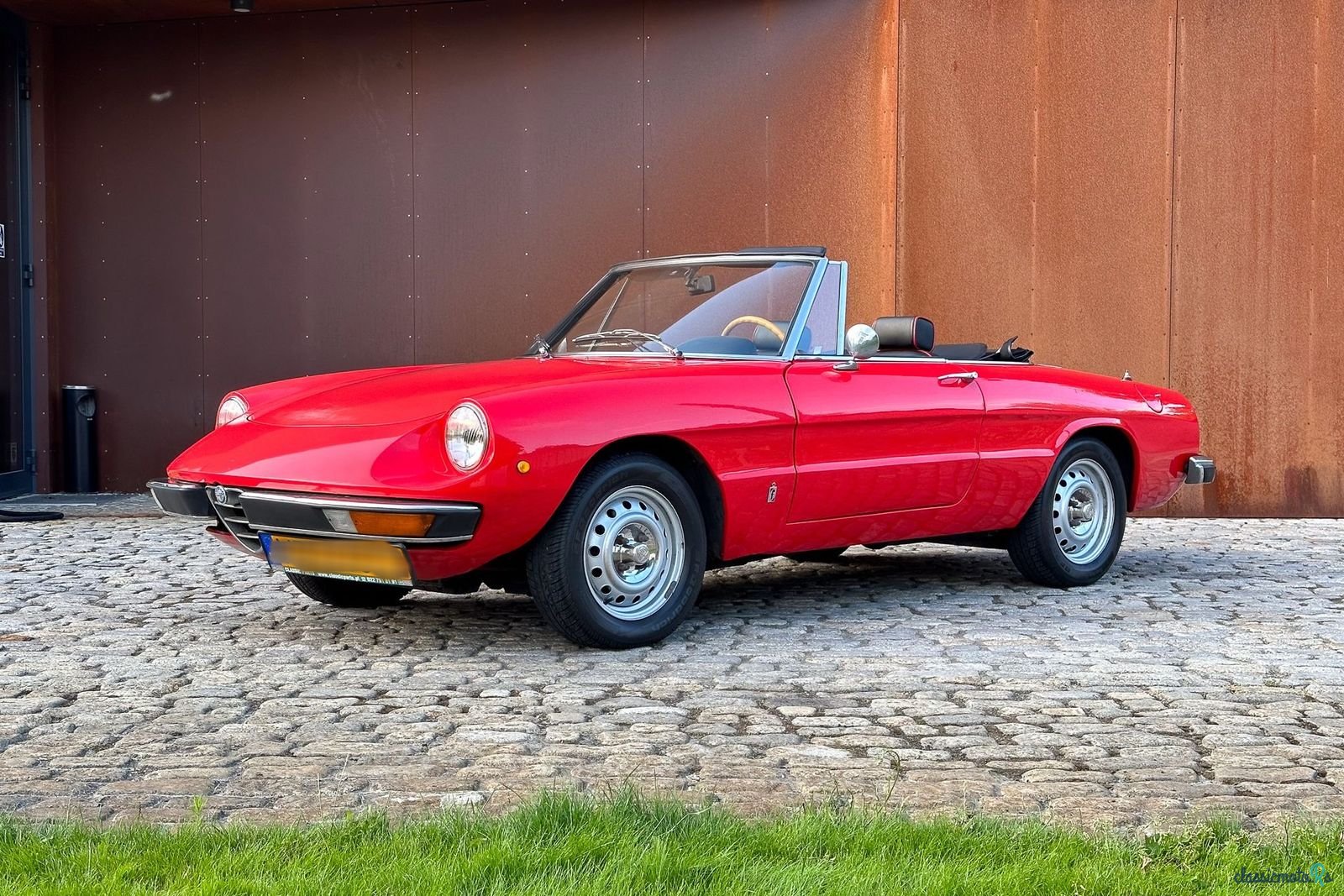 1975' Alfa Romeo Spider photo #3