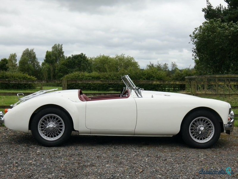 1962' MG MGA photo #2