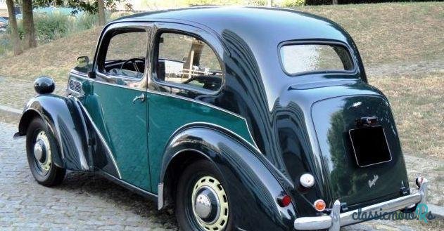 1950' Ford Anglia photo #1