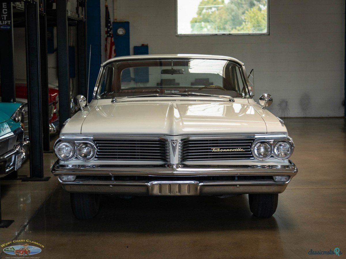 1962' Pontiac Bonneville photo #5
