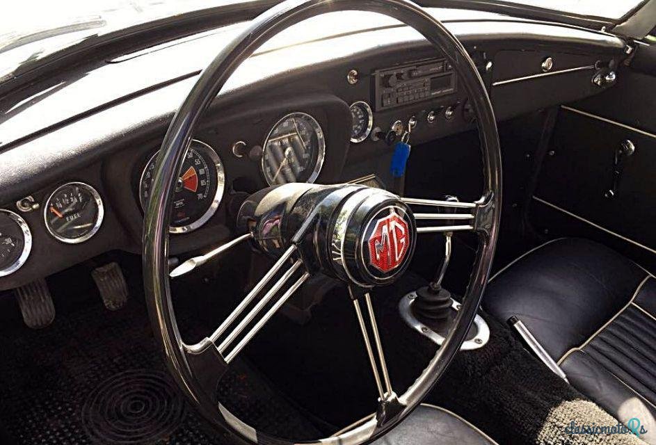 1965' MG MGB Cabriolet photo #1