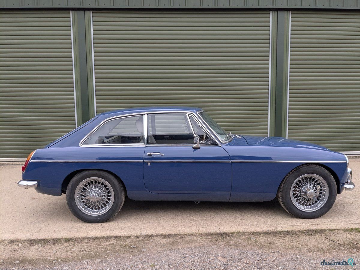 1969' MG MGC photo #1