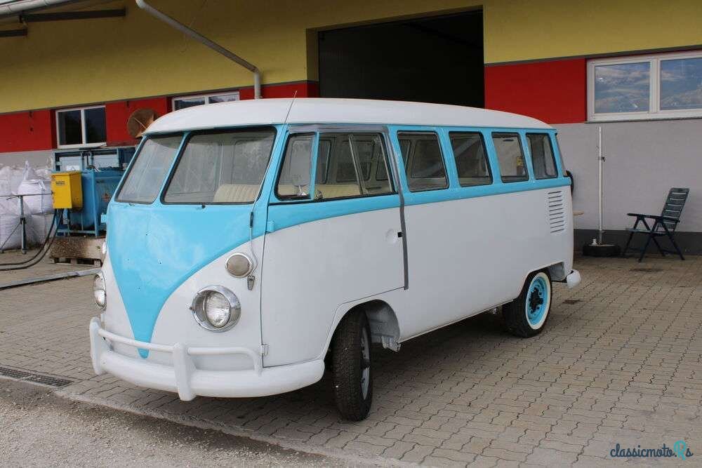 1970' Volkswagen T2 photo #1