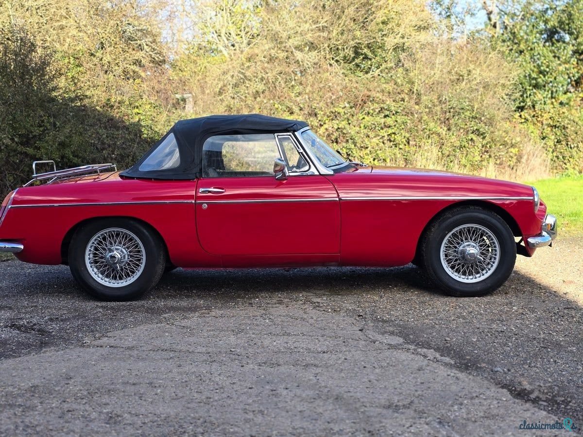 1963' MG MGB photo #4