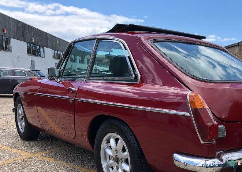1973' MG Mgb Gt photo #2