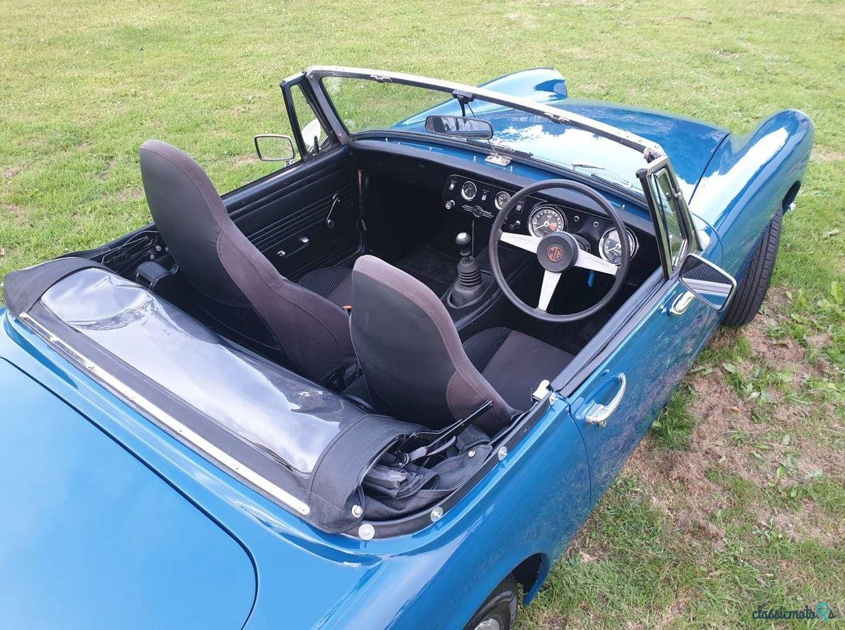 1972' MG Midget photo #2