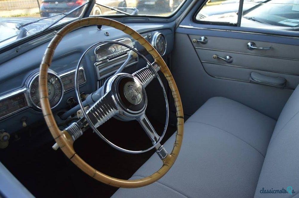 1948' Pontiac Silver Streak photo #3