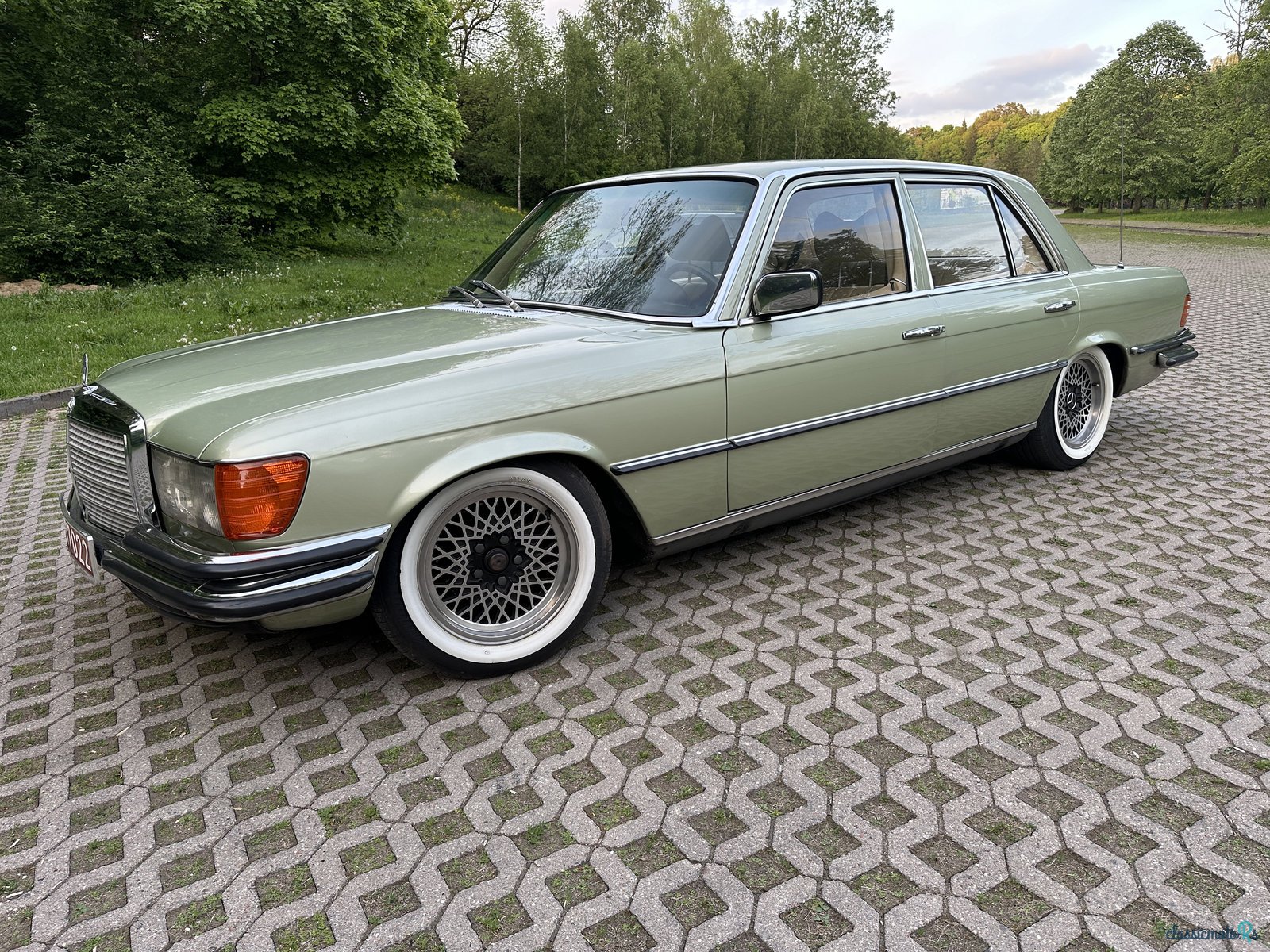 1977' Mercedes-Benz 280SE photo #3