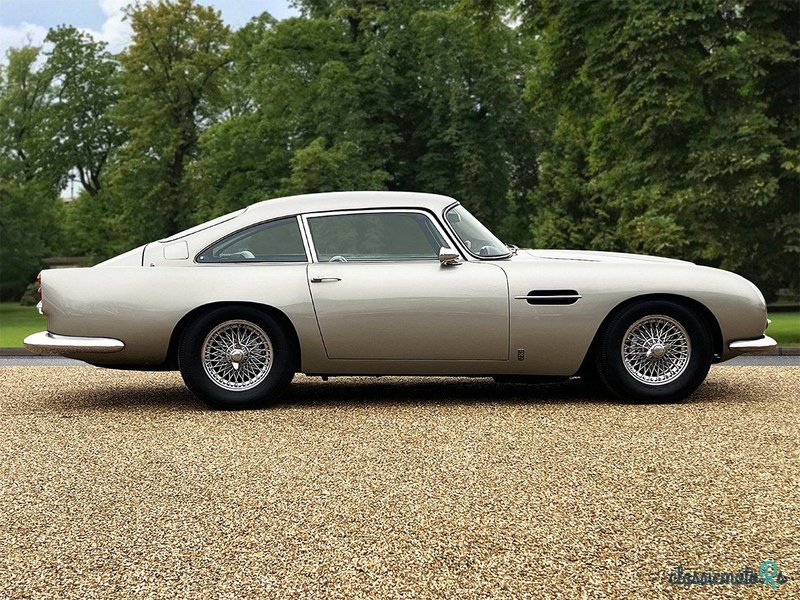 1963' Aston Martin DB5 photo #4