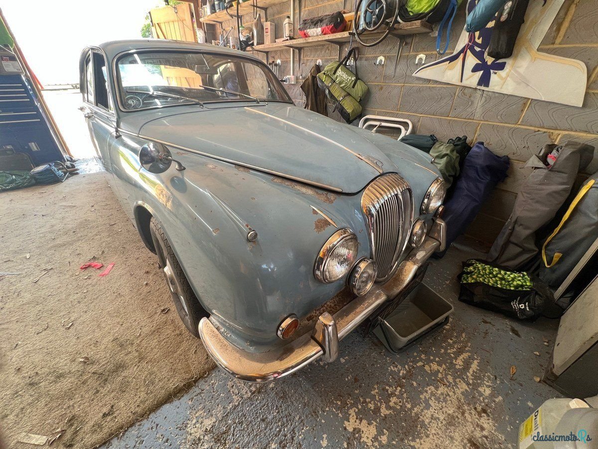 1969' Daimler 3 Wheeler photo #4