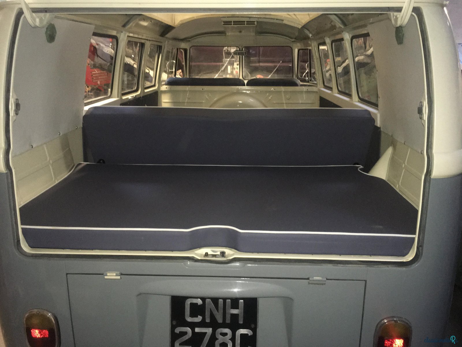 1965' Volkswagen Camper photo #5