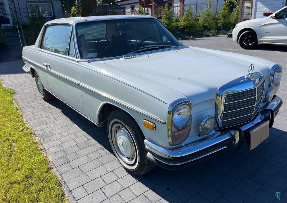 1972' Mercedes-Benz W114 photo #2