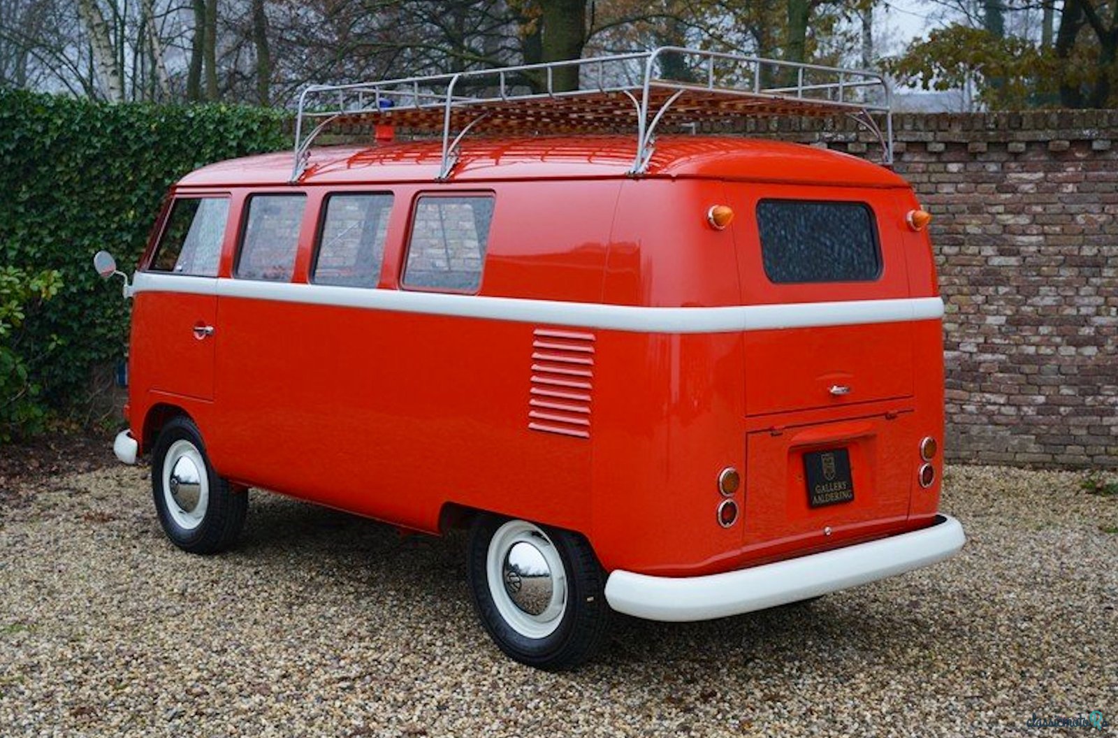1961' Volkswagen Camper photo #2