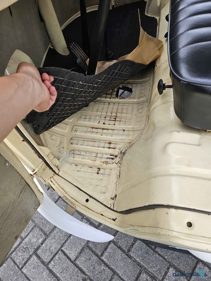 1974' Volkswagen Vans photo #5