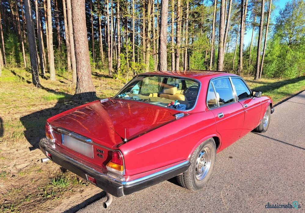 1980' Jaguar XJ photo #4