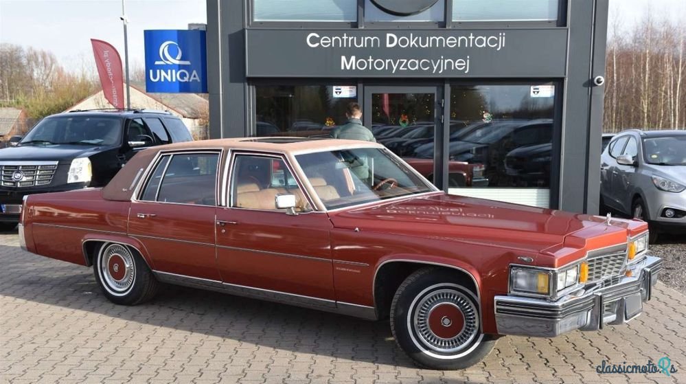 1977' Cadillac Fleetwood photo #2