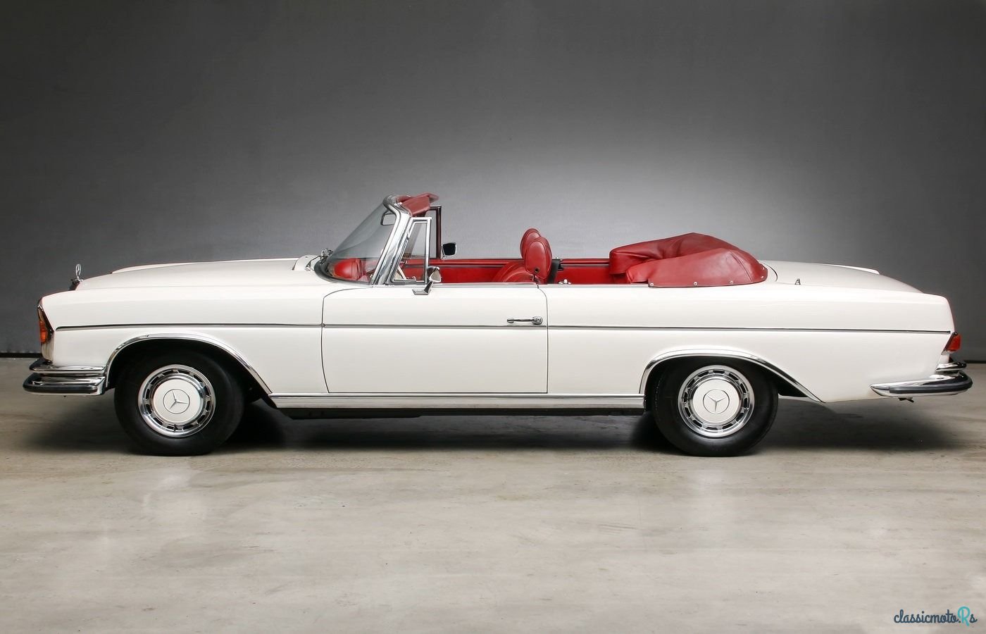 1970' Mercedes-Benz 280SE photo #2