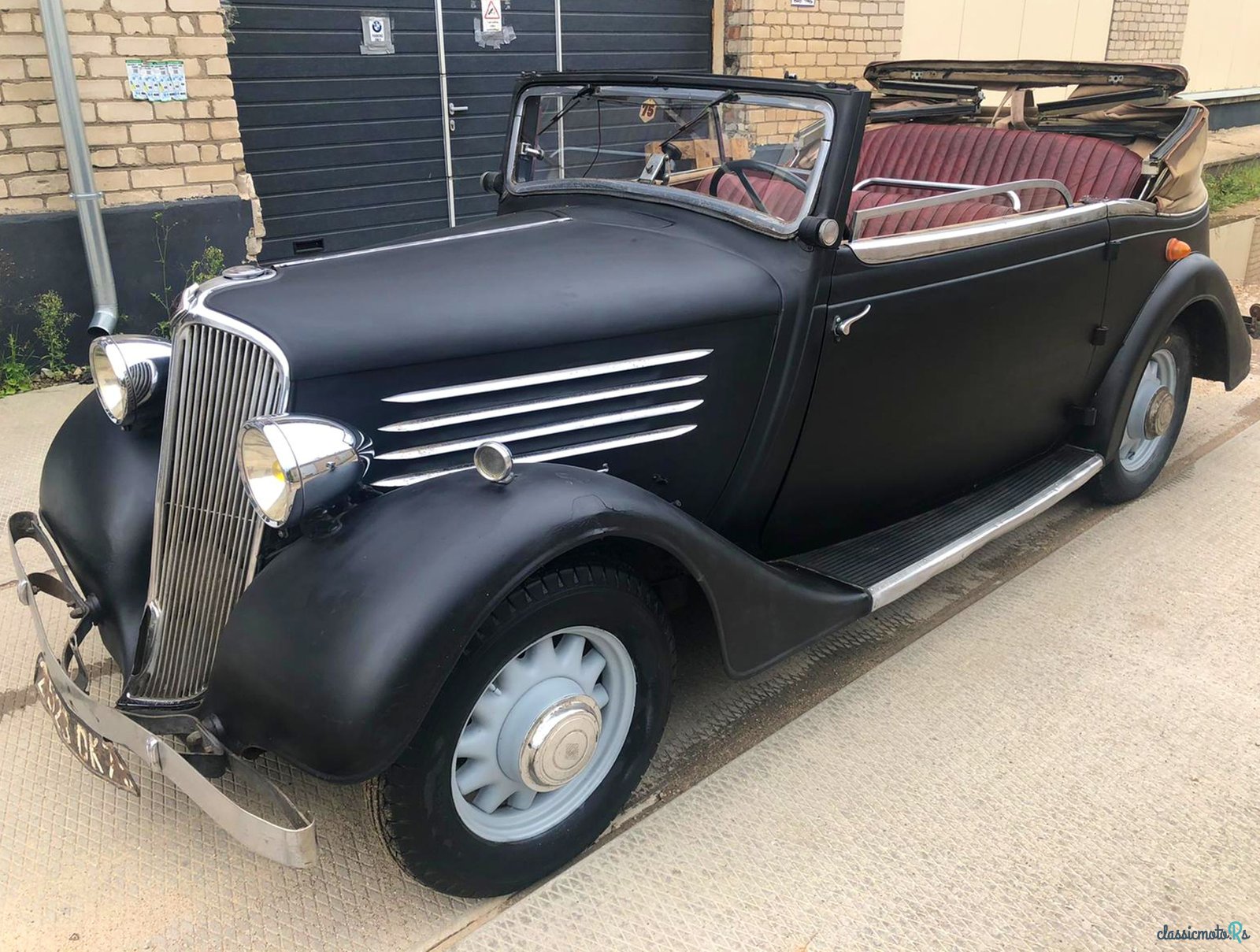 1934' Renault Yn4 Cabriolet photo #2