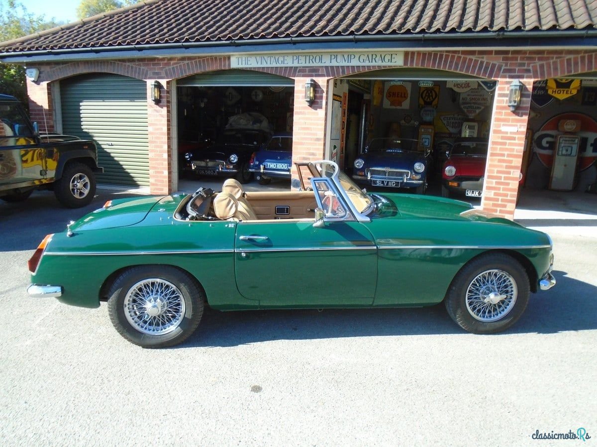 1972' MG MGB photo #5