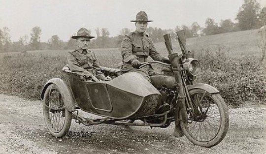American-Made Motorcycles: Metal Soldiers of World War I