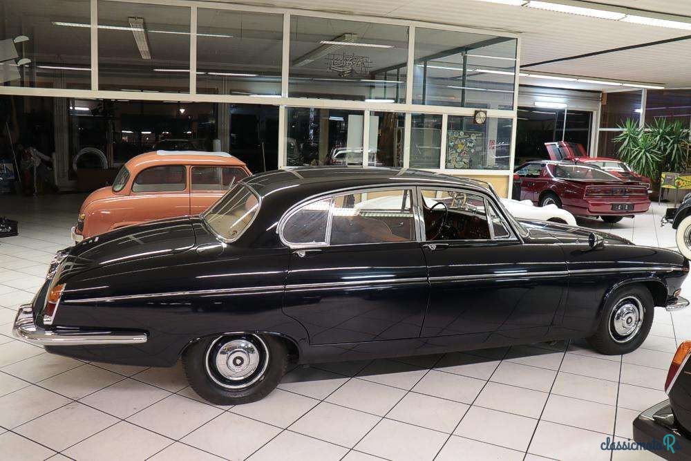 1969' Jaguar MK X photo #6
