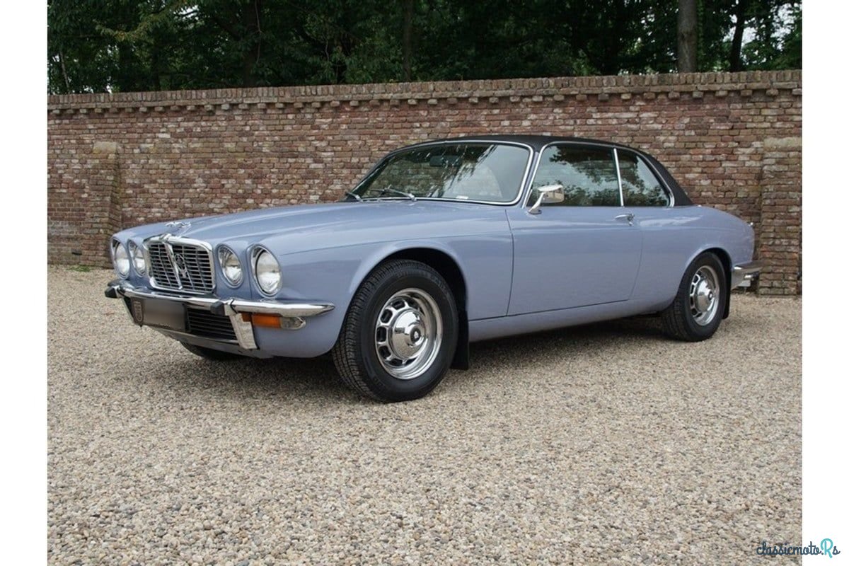 1975' Jaguar XJ photo #1