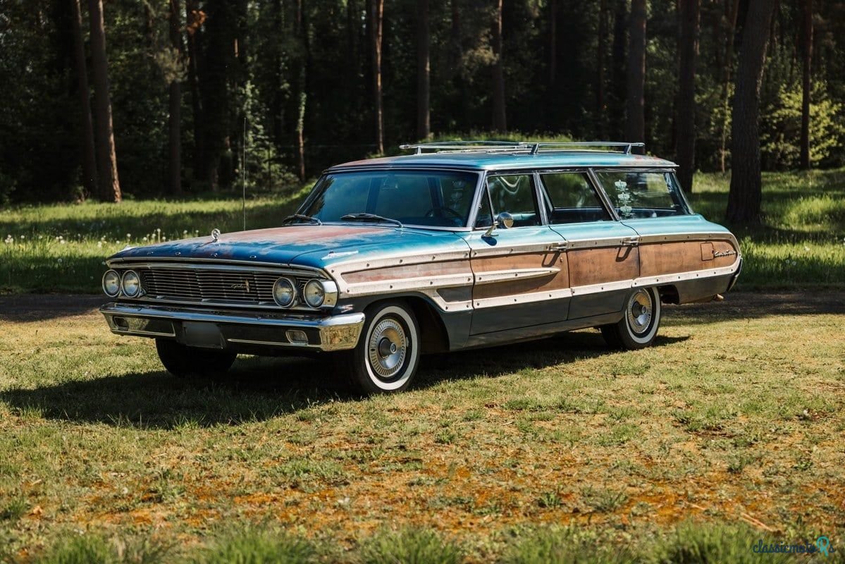 1964' Ford Country Squire photo #1