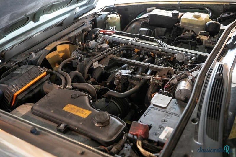 1990' Jaguar XJ photo #3