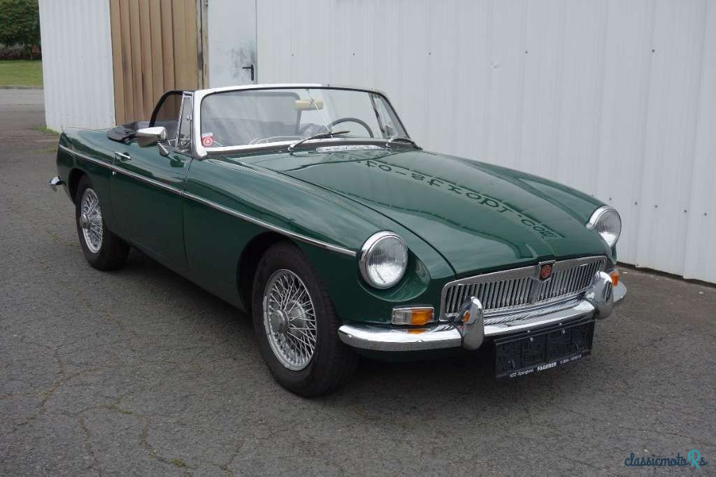 1965' MG MGB photo #1