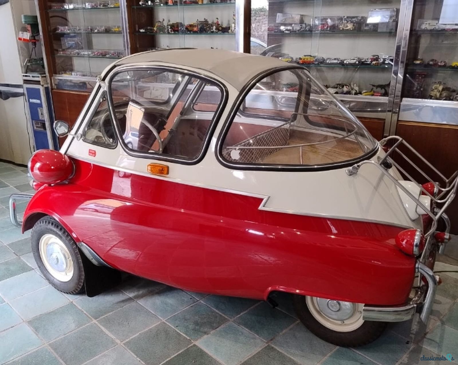 1956' BMW Isetta photo #1