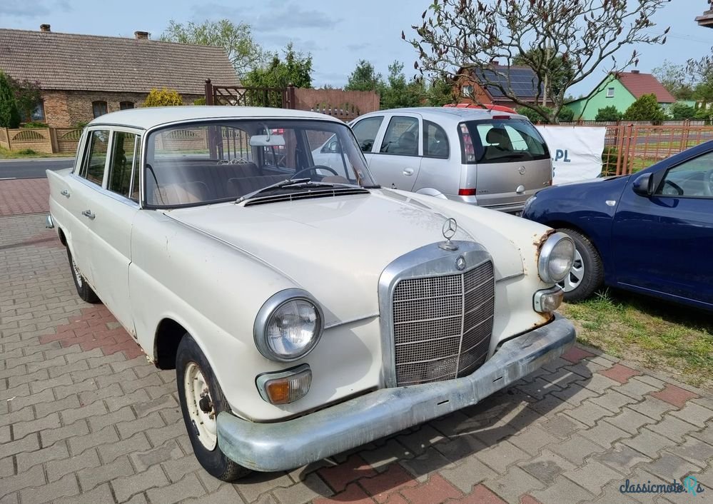 1965' Mercedes-Benz 200D 110 photo #1