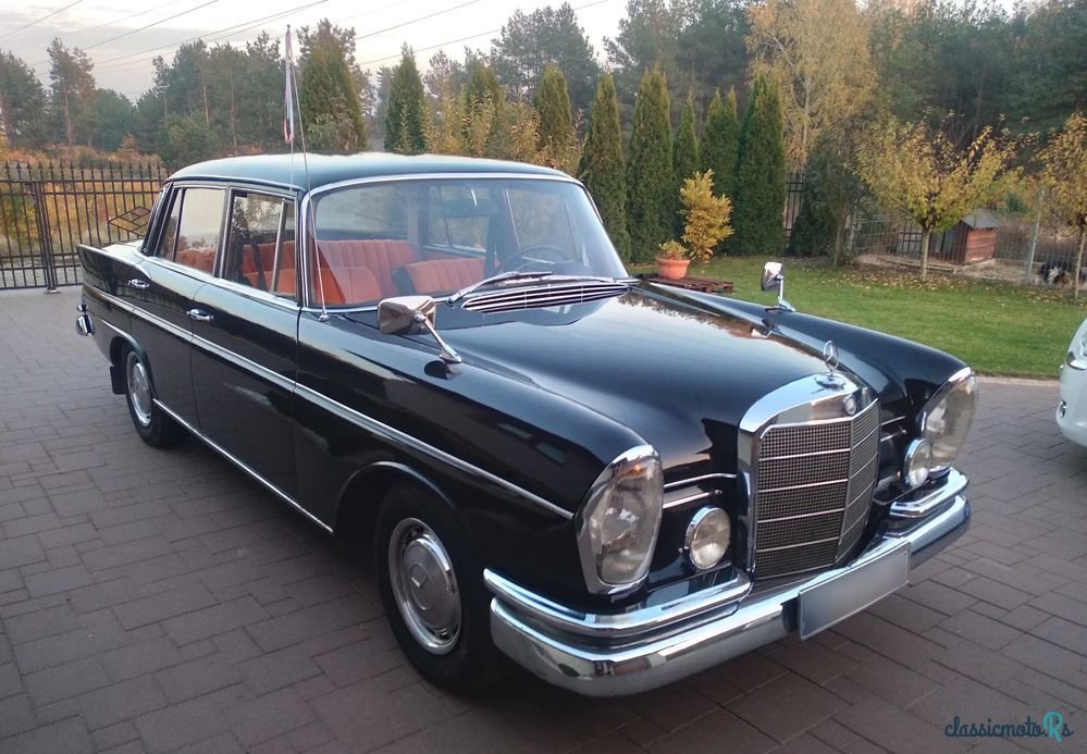 1963' Mercedes-Benz W111 220SB photo #1