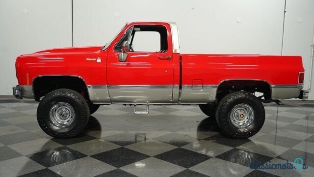 1973' Chevrolet C/K Truck photo #2