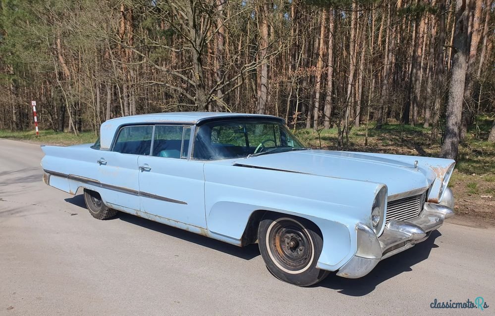 1958' Lincoln Capri photo #1