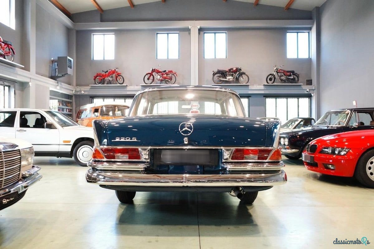 1962' Mercedes-Benz 220 photo #3