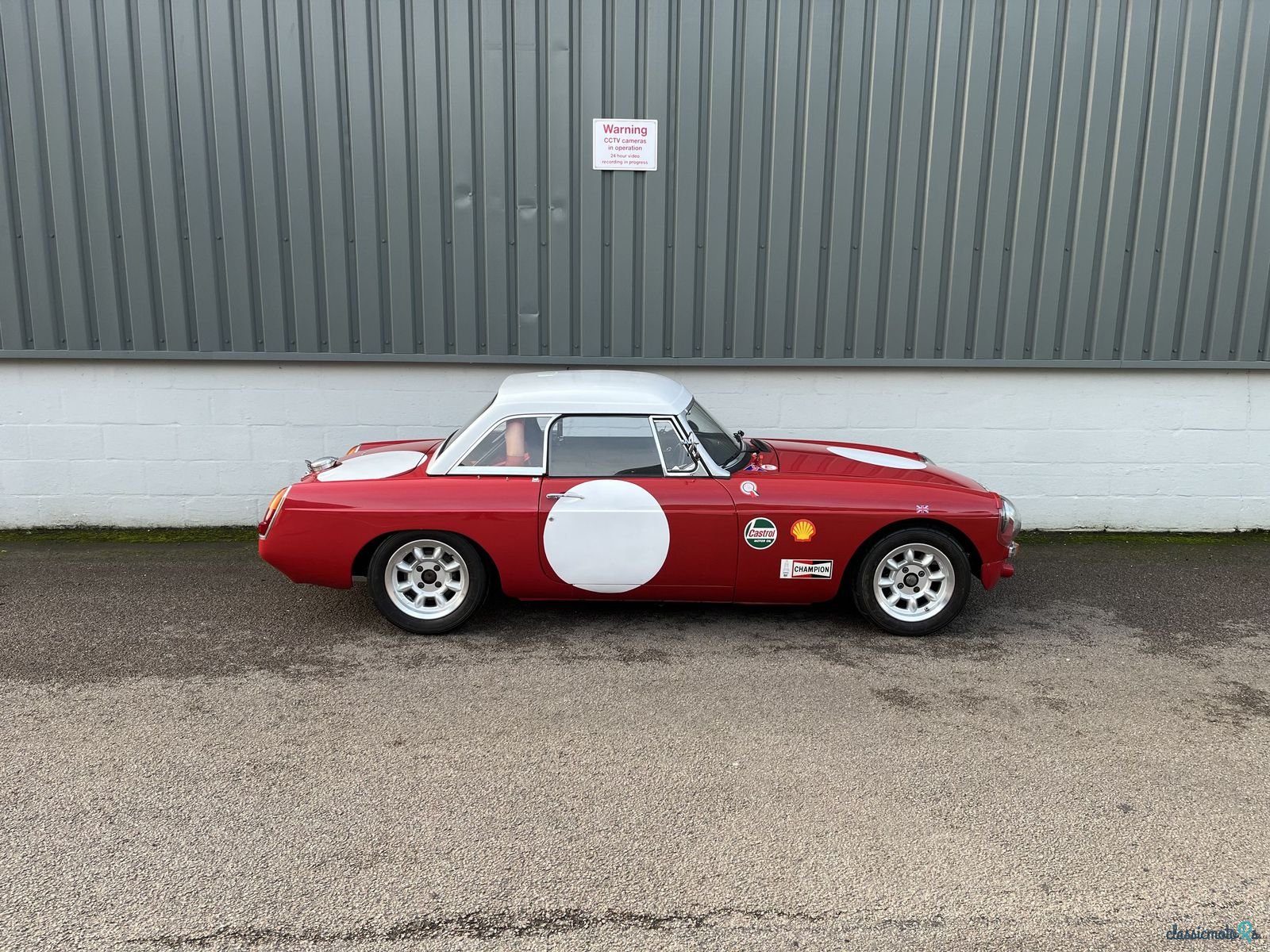 1964' MG MGB photo #2