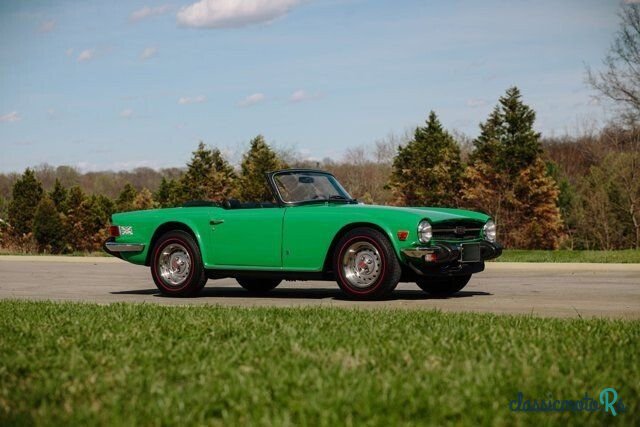 1975' Triumph TR6 photo #2