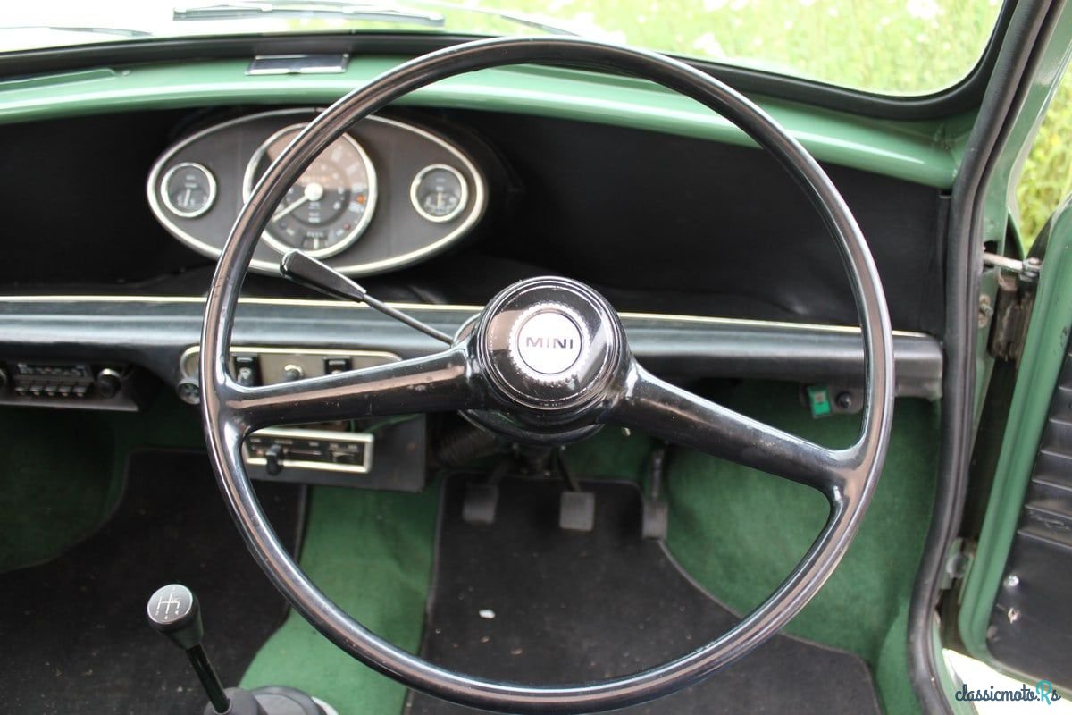 1975' Morris Mini photo #3