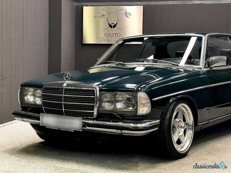 1979' Mercedes-Benz 280 photo #1