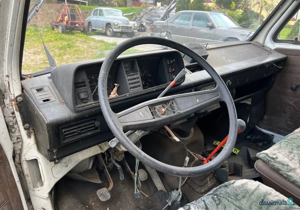 1980' Volkswagen Transporter photo #6